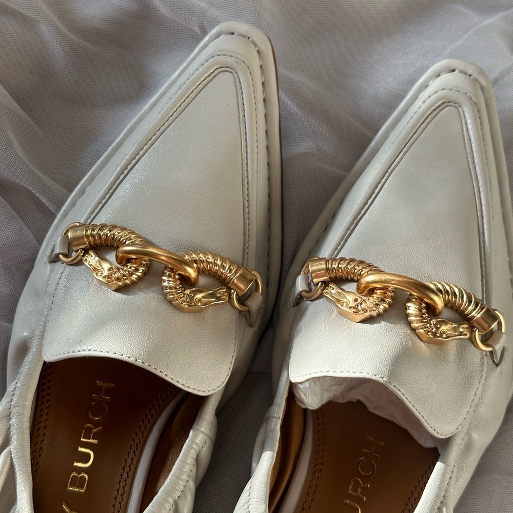 Tory Burch Jessa Leather Loafers UNWORN WITH BOX & DUST BAGS